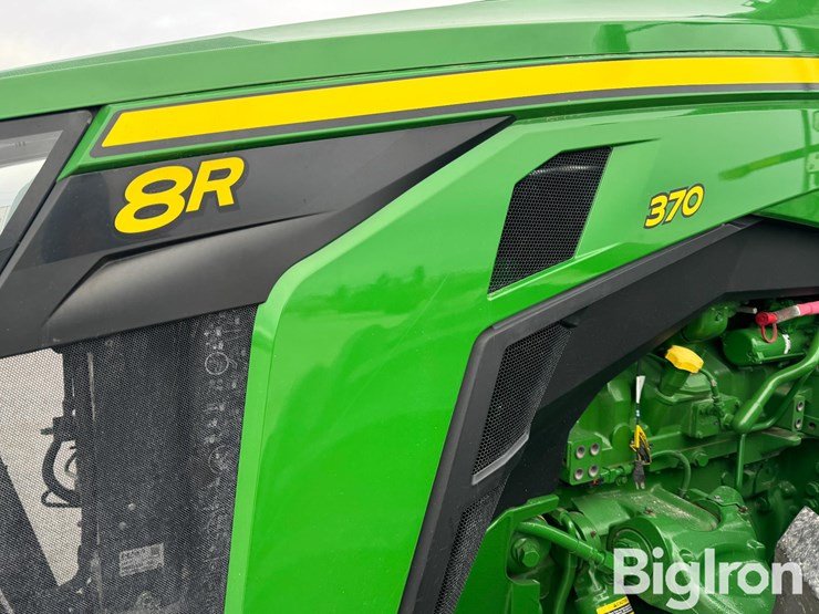 john-deere-8r-370-image-12