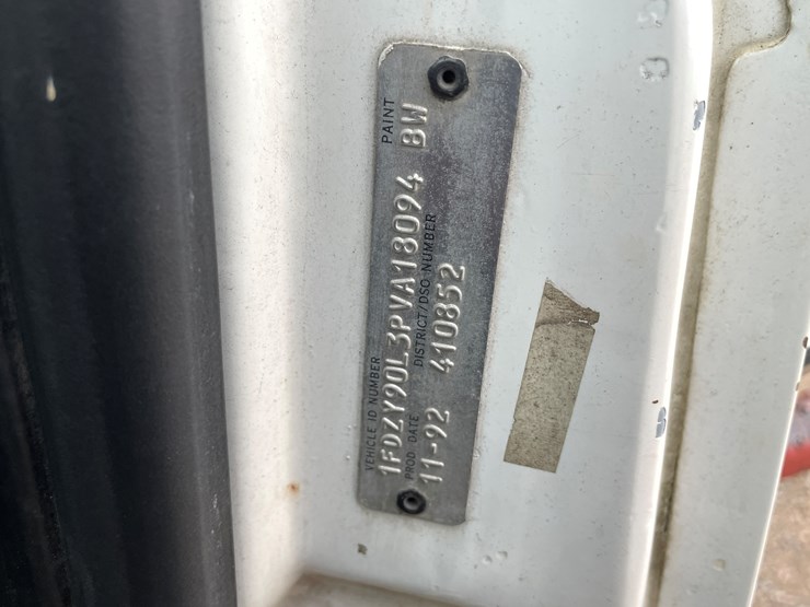 #1134-•-1993-ford-sheetrock-boom-truck-(has-mn-title)-image-45