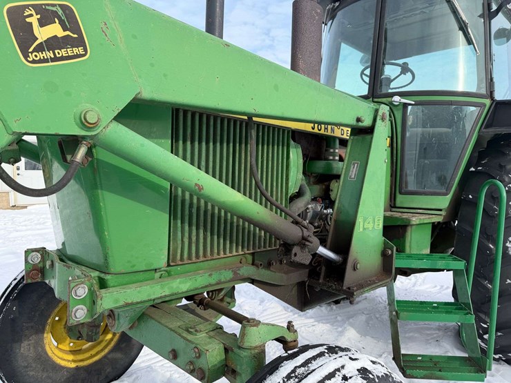 1975-john-deere-4230-image-13