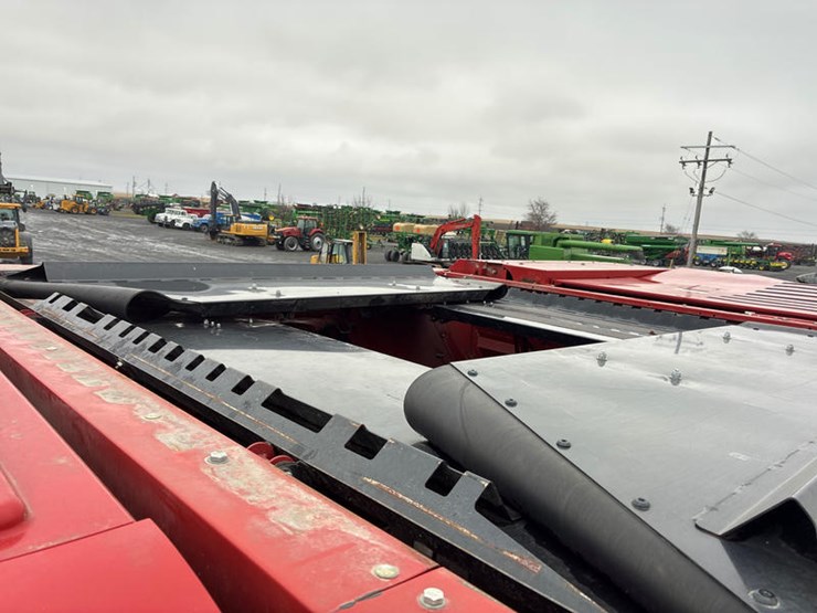 case-ih-8120-image-27