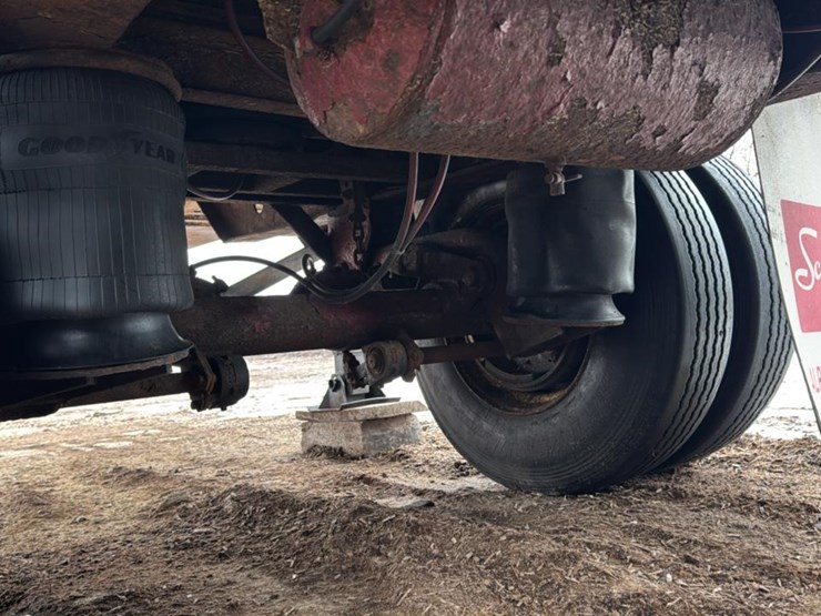 #124-•-chip-trailer-image-15