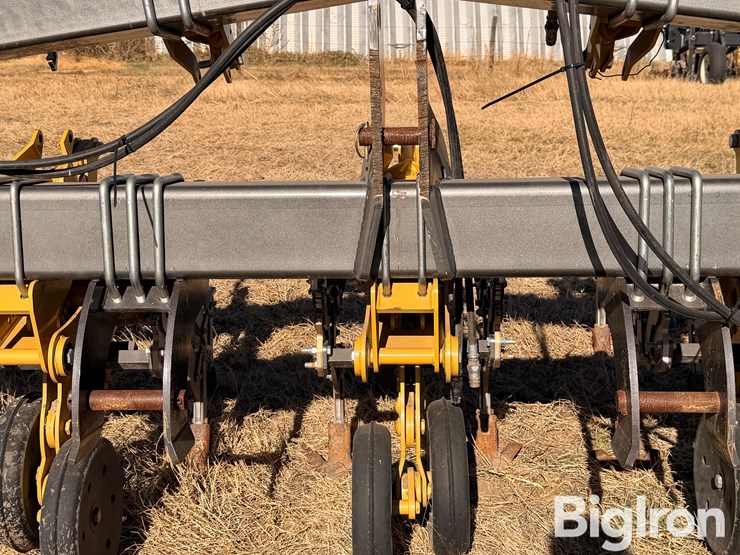 accura-flow-1530-12r30-danish-tine-cultivator-image-14