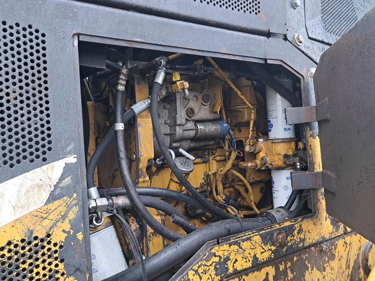 caterpillar-525b-image-17