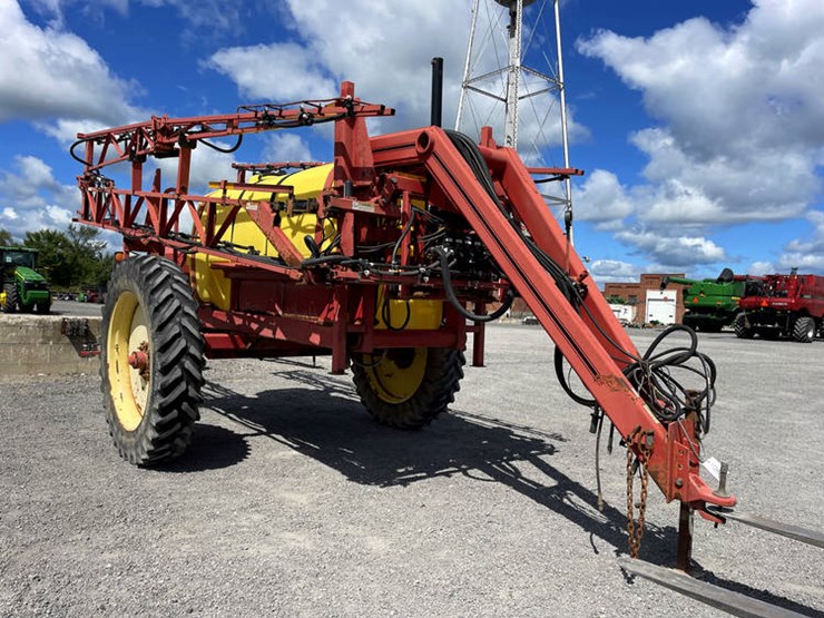 #113987-•-century-sprayer-image-1