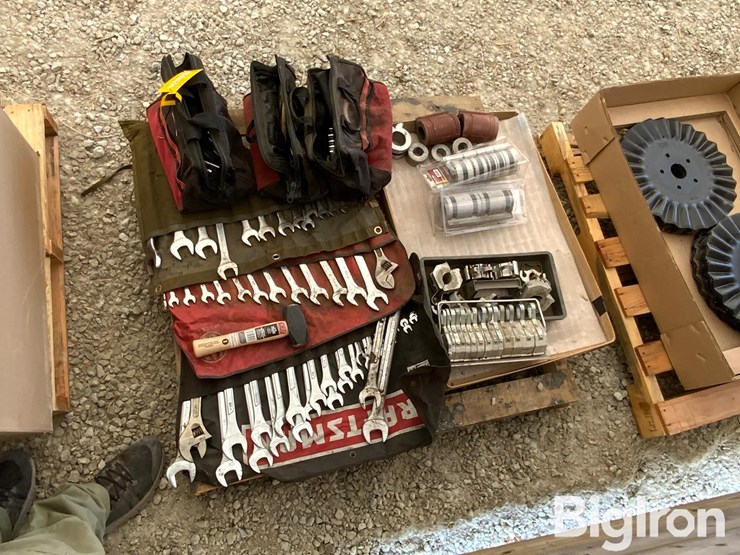 pallet-of-farm-support-image-6