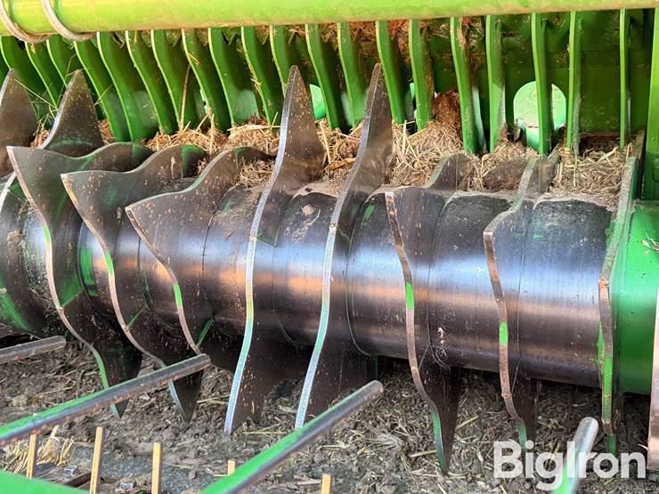 2023-john-deere-l341np-large-square-baler-image-16