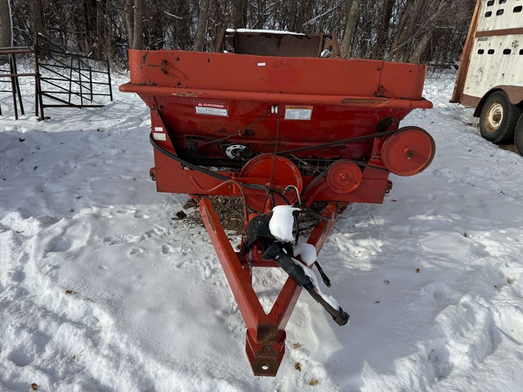 new-holland-185-image-4