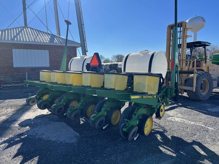 john-deere-7200-image-9