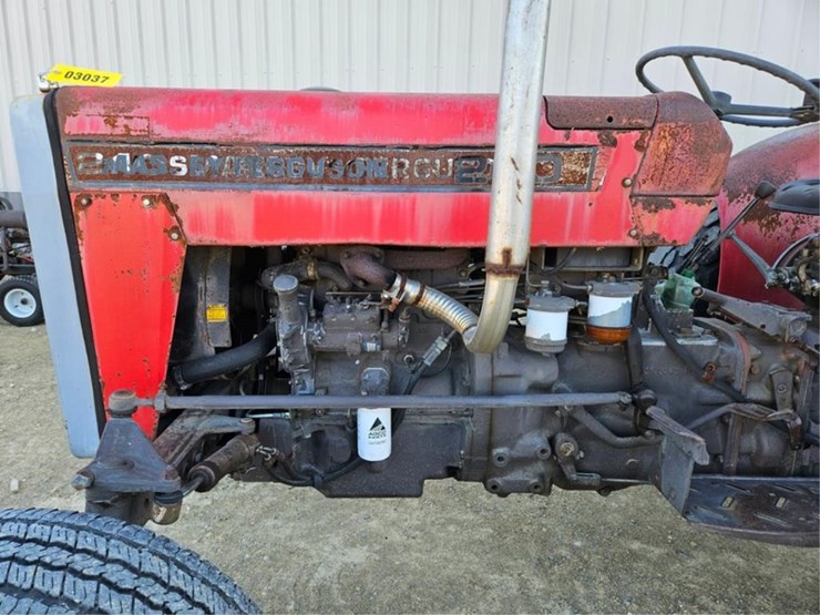 massey-ferguson-240-image-45