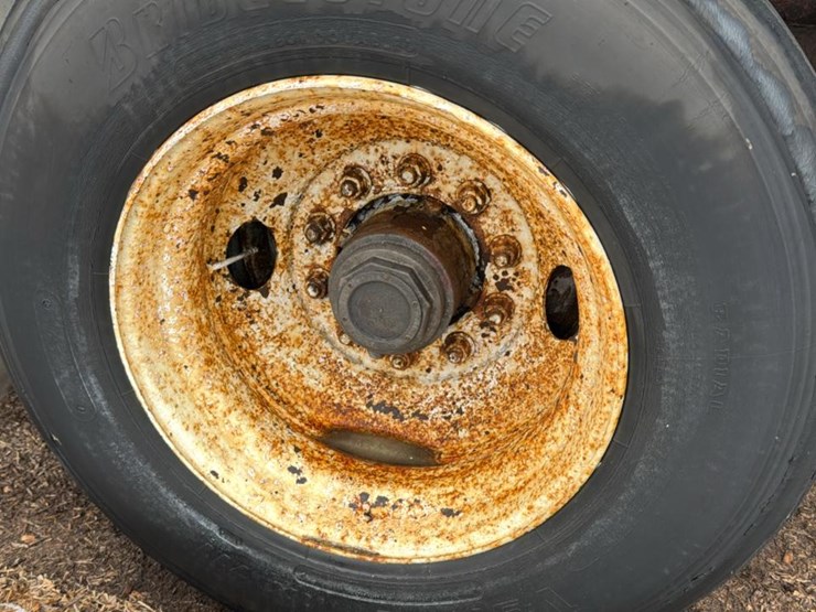 #124-•-chip-trailer-image-33