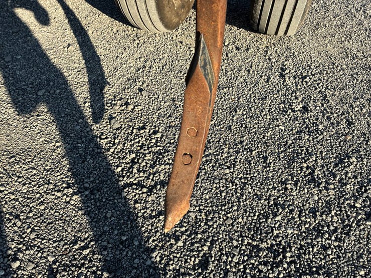 john-deere-2410-image-13