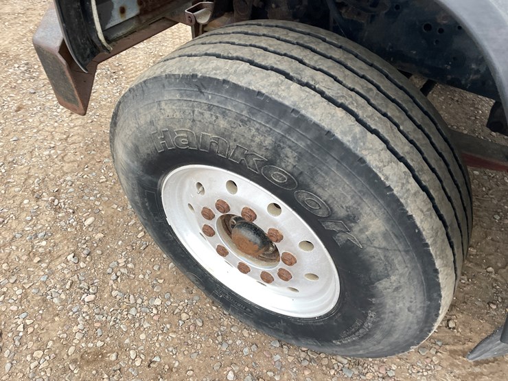 ford-lt9000-image-38