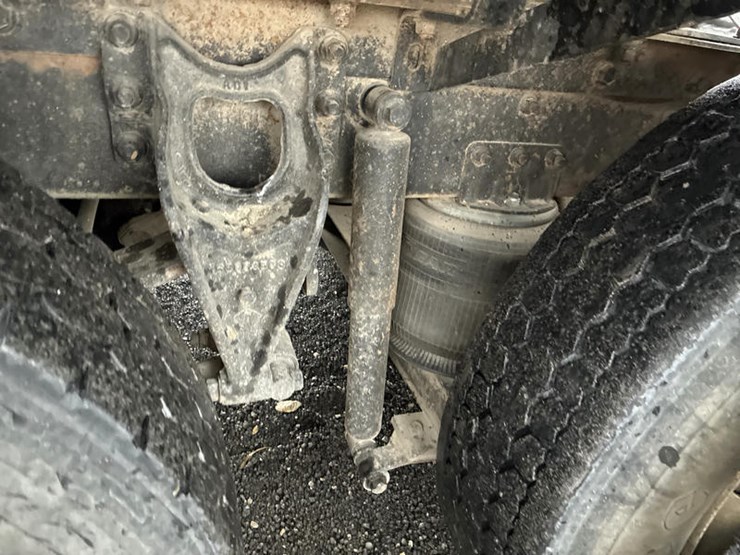 case-ih-8100-image-34