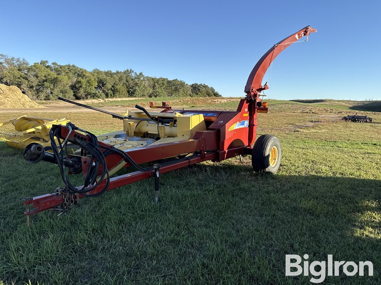 new-holland-fp230-image-1