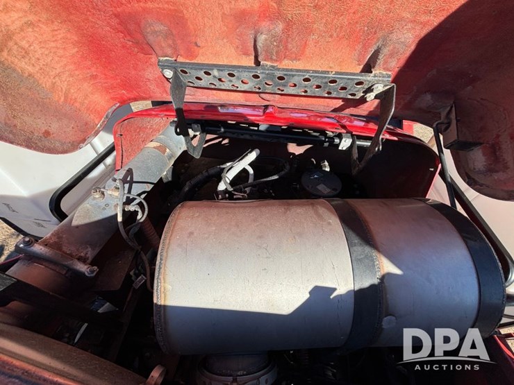 case-ih-patriot-4440-image-112