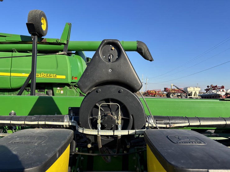 john-deere-db80-image-11