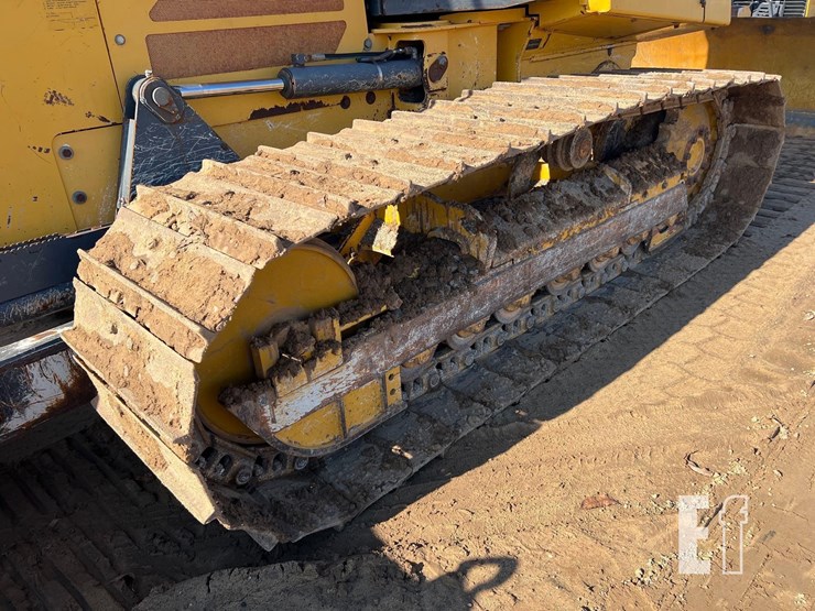 2015-deere-550k-lgp-image-9