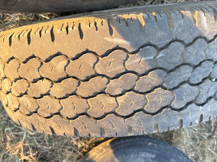 various-brand-tires-image-13