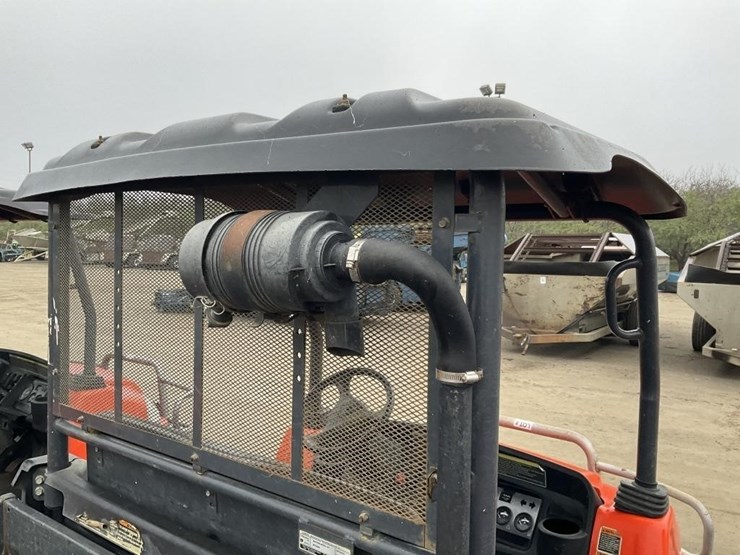 kubota-rtv900xt-image-10