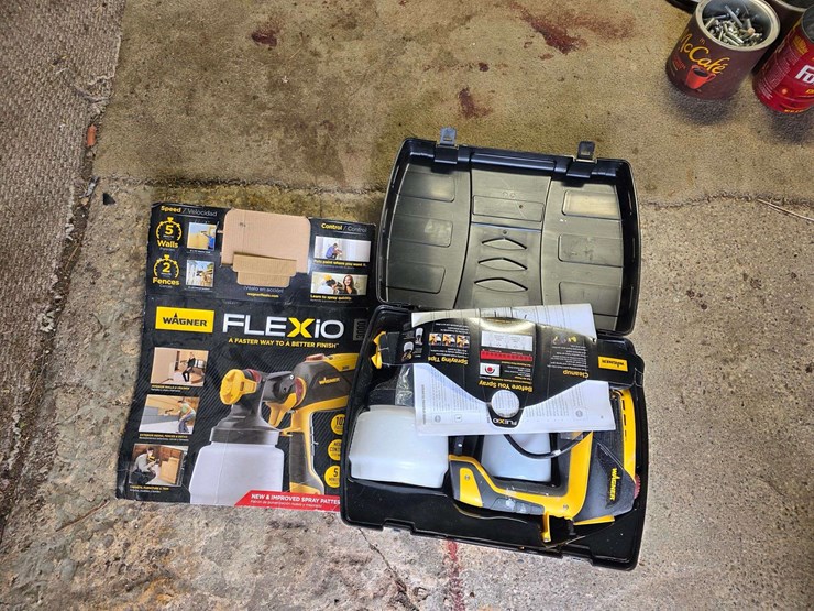 wagner-flexio-3000-electric-paint-sprayer,-used-very-little-image-1