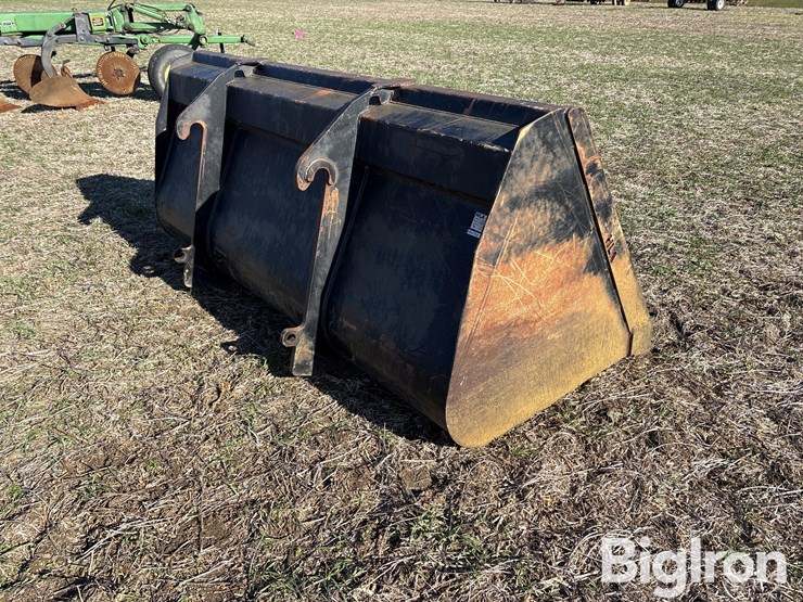 hla-2.2-cu.-yd.-bucket-image-5