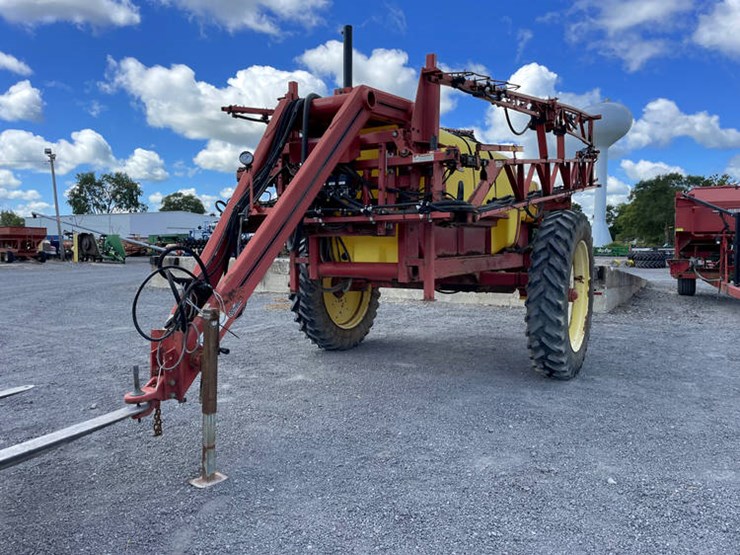 #113987-•-century-sprayer-image-2