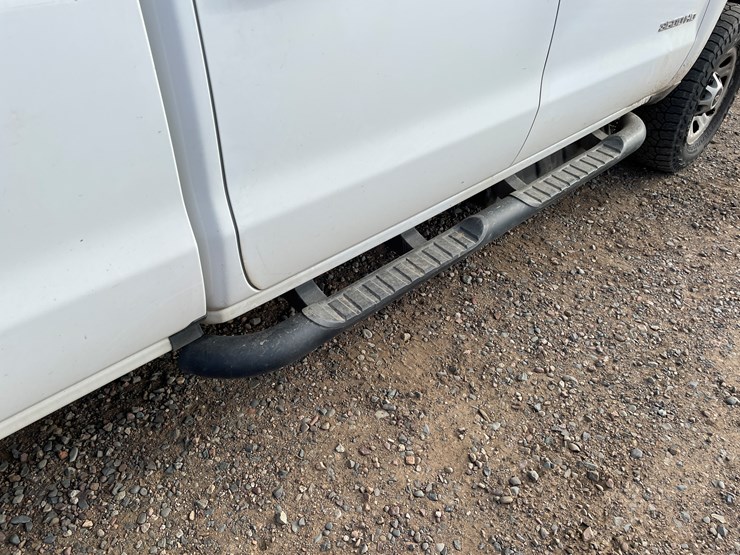 #1123-•-2019-chevrolet-silverado-pickup-truck(has-mn-title)-image-24