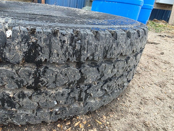 (1)-lt235/80r17-firestone-tire-image-6