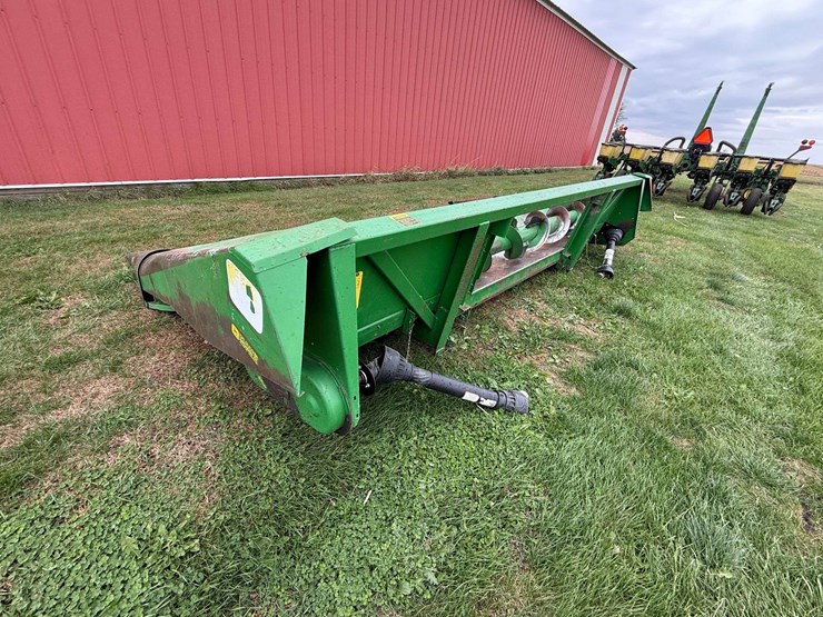 2024-john-deere-643-image-6