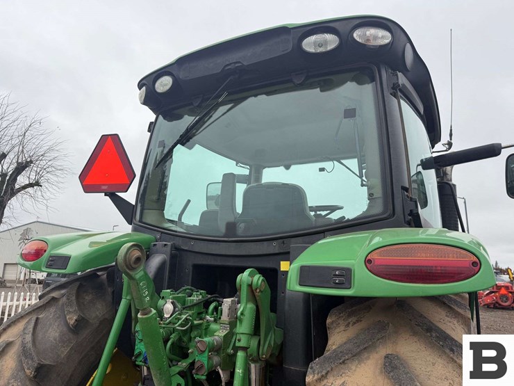 2012-john-deere-6115r-image-44
