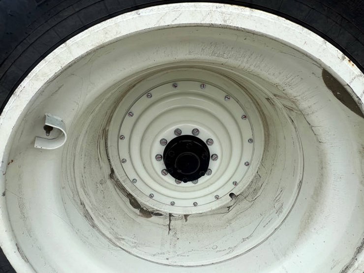 2023-new-holland-t9.600-image-17