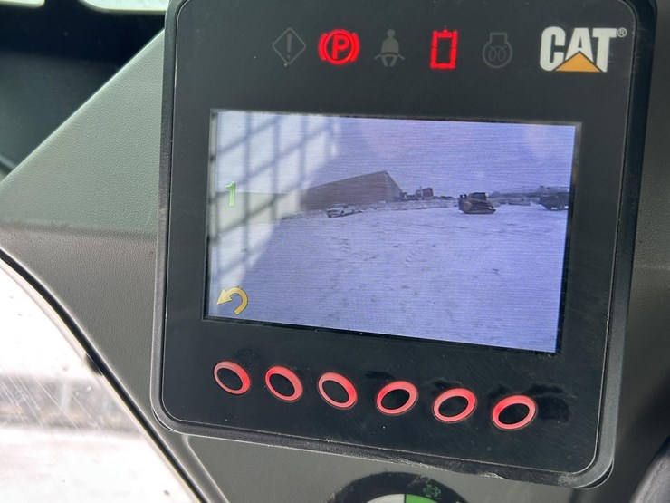 2019-caterpillar-259d-image-47