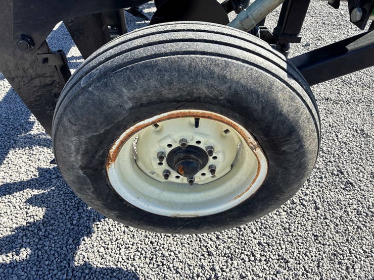 #113973-•-unverferth-7x-zone-builder-ripper-#a41470499-image-33