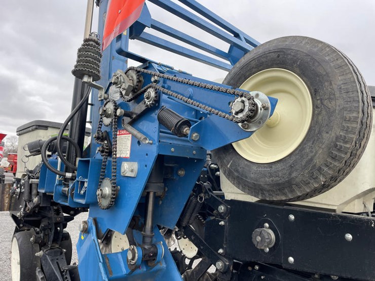 kinze-3600-image-16