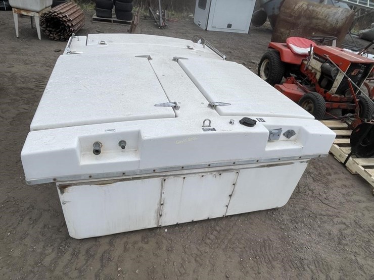 chevrolet-silverado-1500-image-2