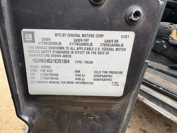 2001-chevrolet-2500-image-11