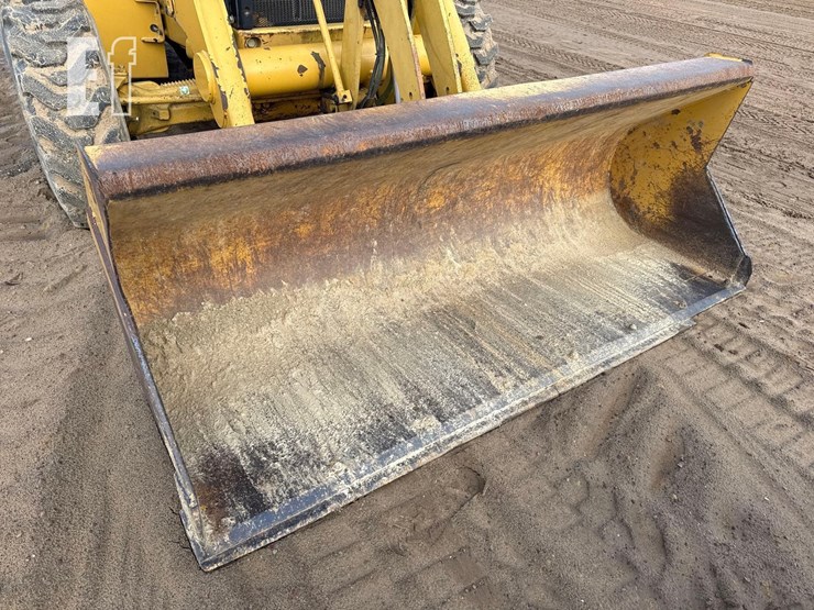 2004-caterpillar-416d-image-14