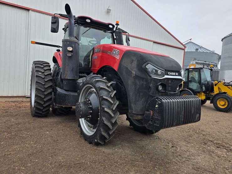 2020-magnum-250-image-5