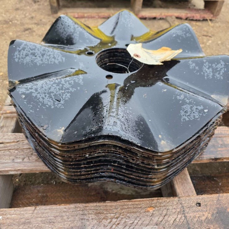 (20) No Till Wavy Disc Blades, Buying All for One Money