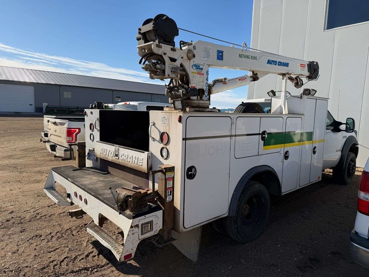 2006-ford-f550-image-3