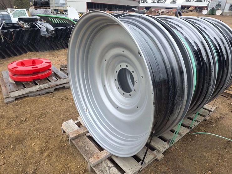 (2)-15-x-50---10-bolt-silver-dual-rims-image-1