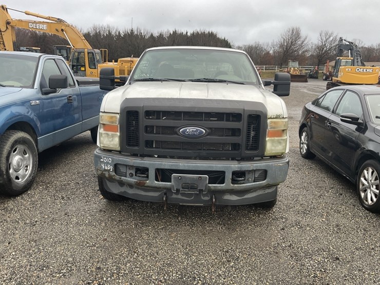 2010-ford-f250-image-2