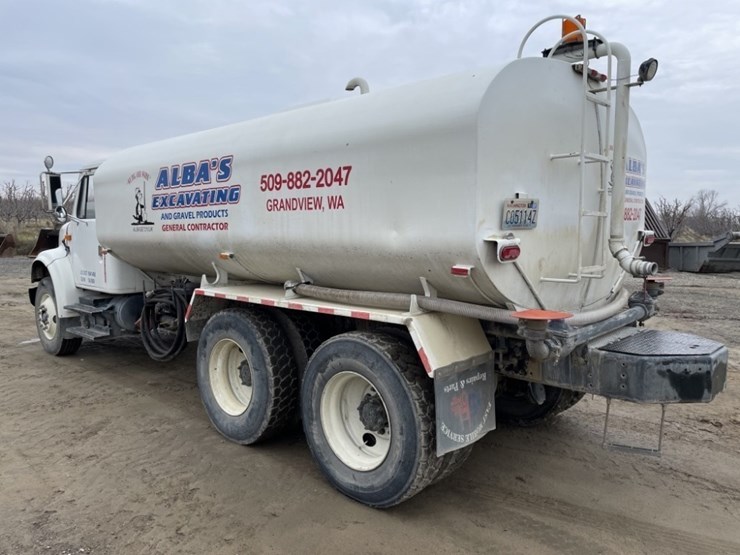 international-4900-image-3