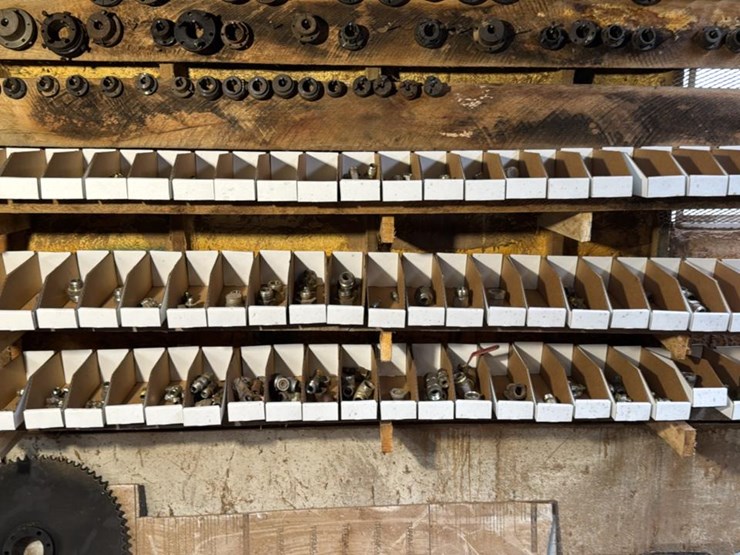 #179-•-hydraulic-fittings-image-1