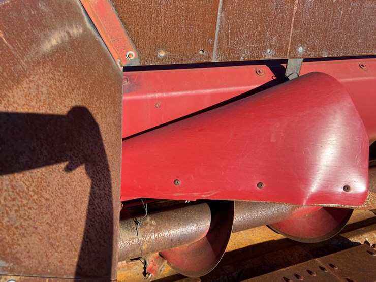 case-ih-1064-image-9