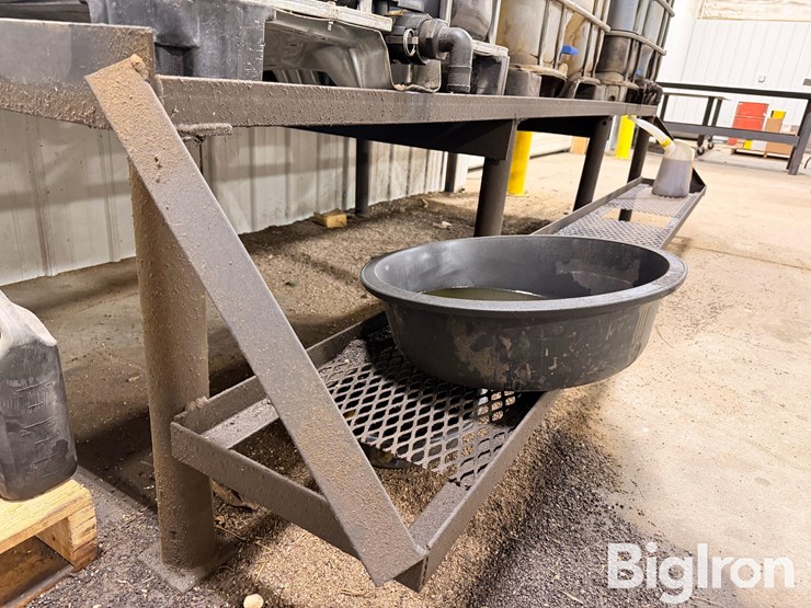 shop-built-3-tank-oil-storage-with-stand-image-5