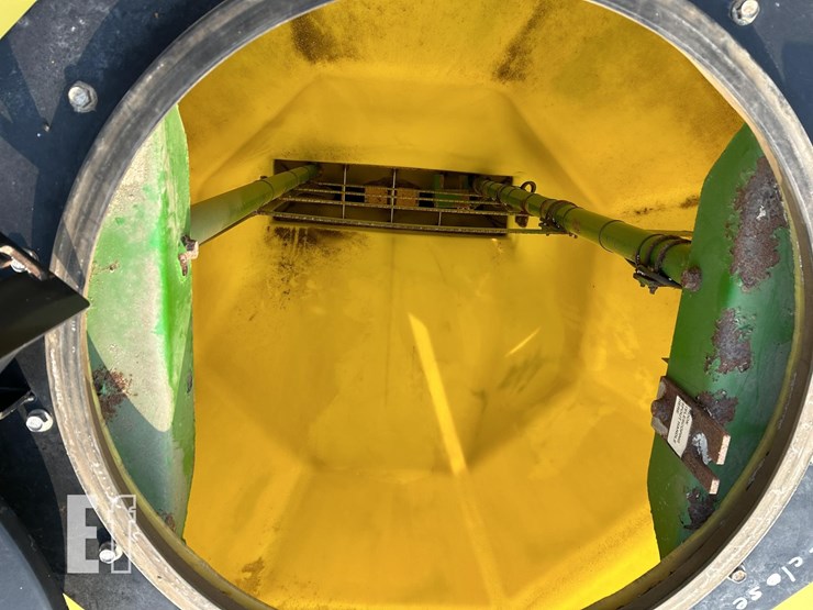 john-deere-1890-image-33