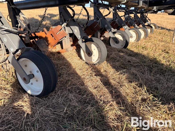 2024-moore-built-12r30-image-18