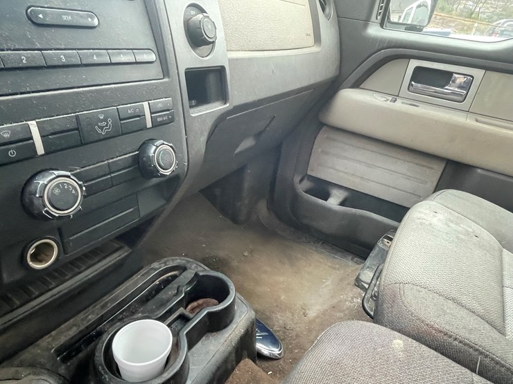 2009-ford-f150-image-26