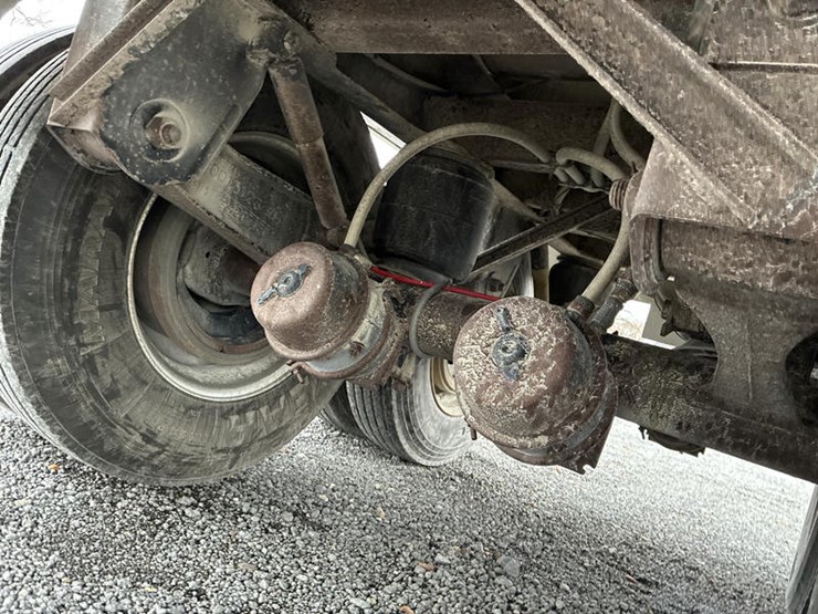 wilson-hopper-bottom-image-33